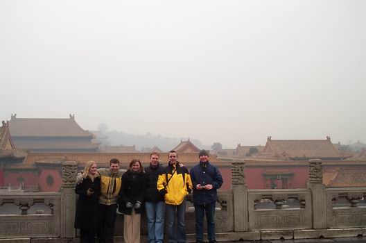 This picture is taken somewhere in the middle of The Forbidden City. The people on the picture are from left: Sabine, Thomas, Susanne, Troels, Klaus and once again Jens Åge.