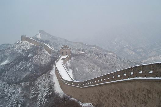 One again; The Great Wall is beautiful and mysterious!